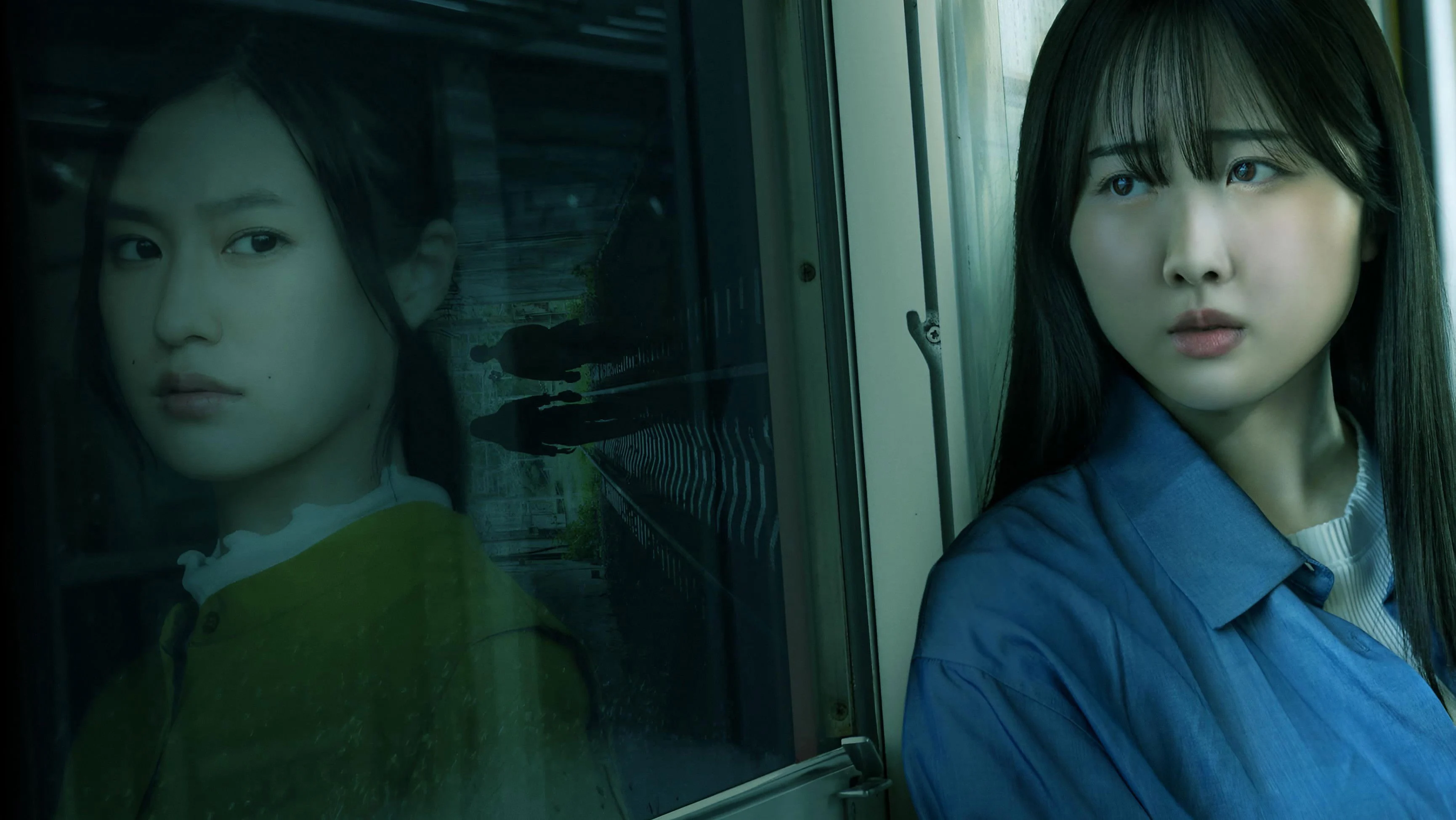 Nhà Ga Nuốt Chửng Full